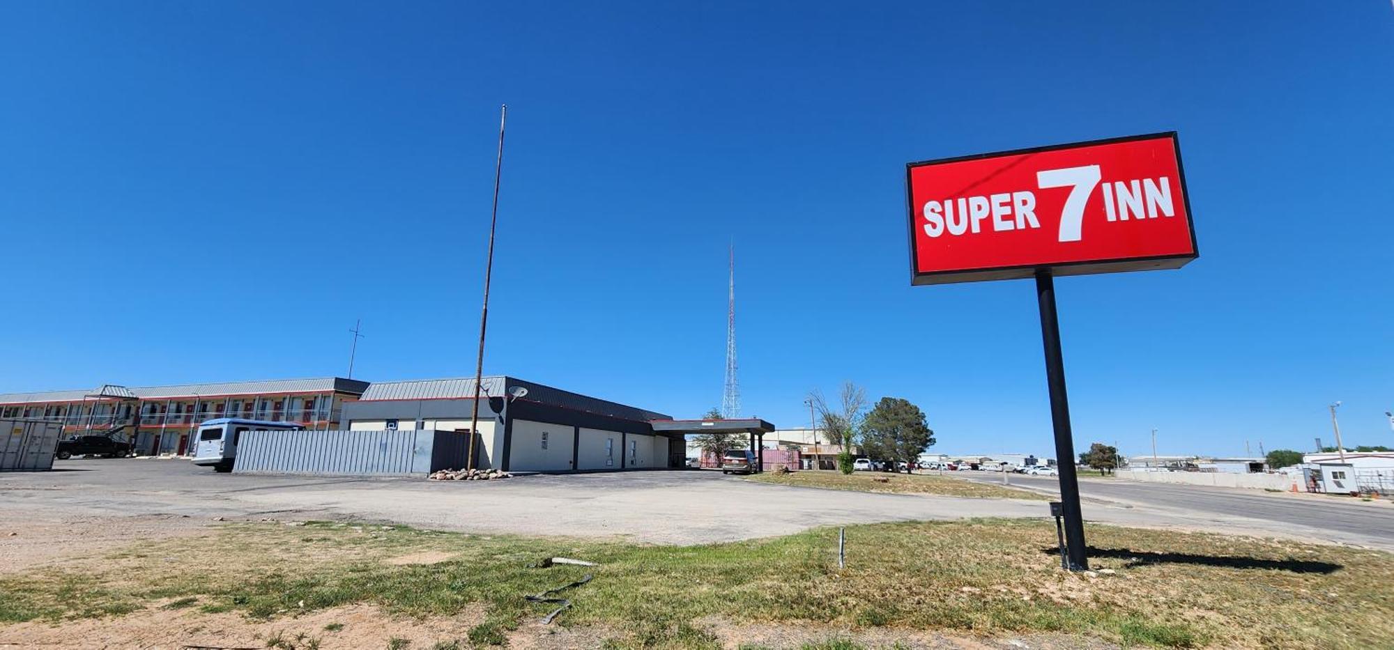 Super 7 Inn Midland Esterno foto